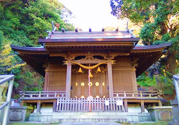 甘縄神明宮神社社殿