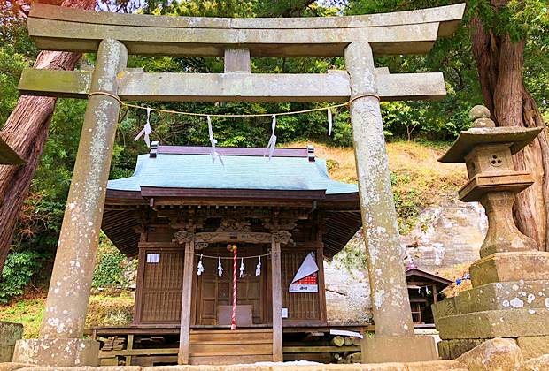 鎌倉十二所神社