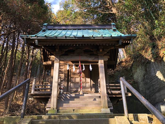 鎌倉梶原御霊神社本殿