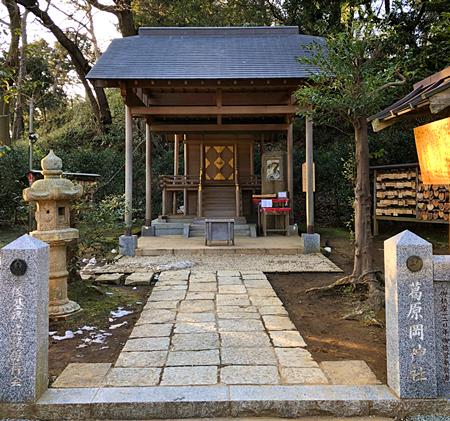 葛原岡神社本殿