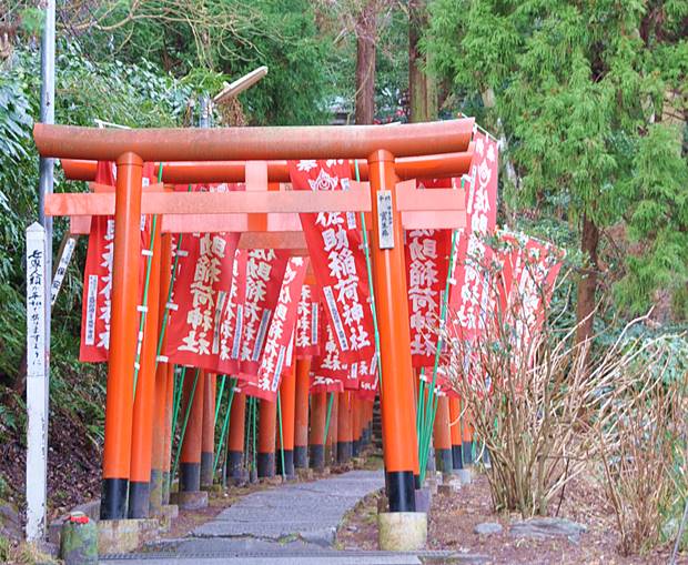 佐助稲荷神社鳥居旗
